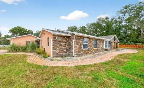 746 W Washington Avenue W Lake Helen FL 32744