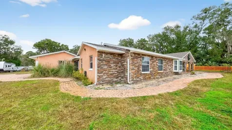746 W Washington Avenue W Lake Helen FL 32744