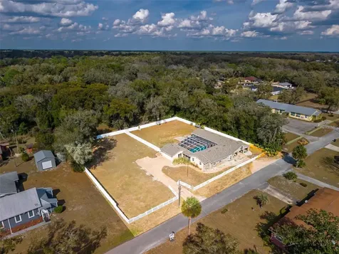 746 W Washington Avenue W Lake Helen FL 32744