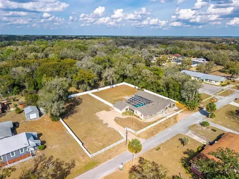 746 W Washington Avenue W Lake Helen FL 32744