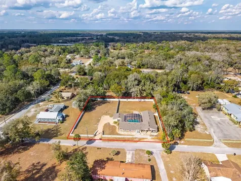 746 W Washington Avenue W Lake Helen FL 32744