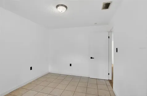101 W Celeste Street Apopka FL 32703
