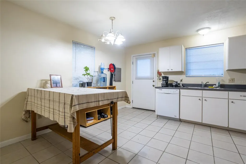 4651 SW 44th Lane Gainesville FL 32608
