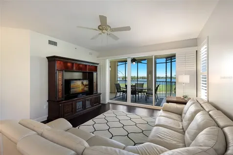 6422 Watercrest Way Lakewood Ranch FL 34202