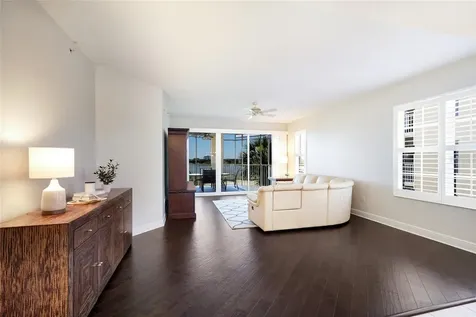 6422 Watercrest Way Lakewood Ranch FL 34202