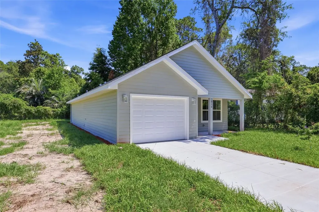824 NE 22nd Terrace Gainesville FL 32641