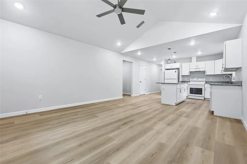 824 NE 22nd Terrace Gainesville FL 32641