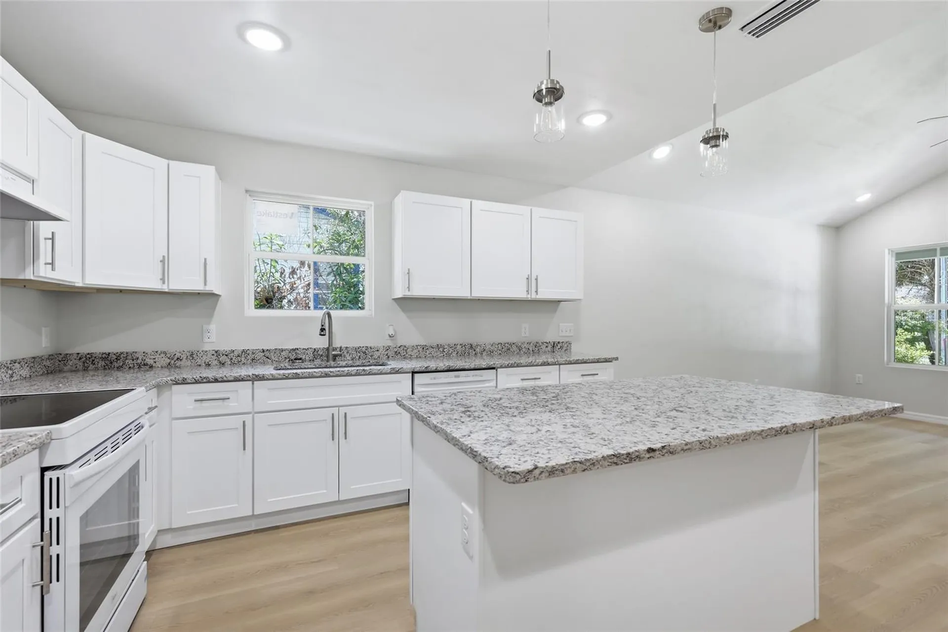 824 NE 22nd Terrace Gainesville FL 32641