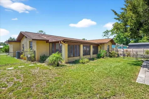 5 Clark Lane Palm Coast FL 32137