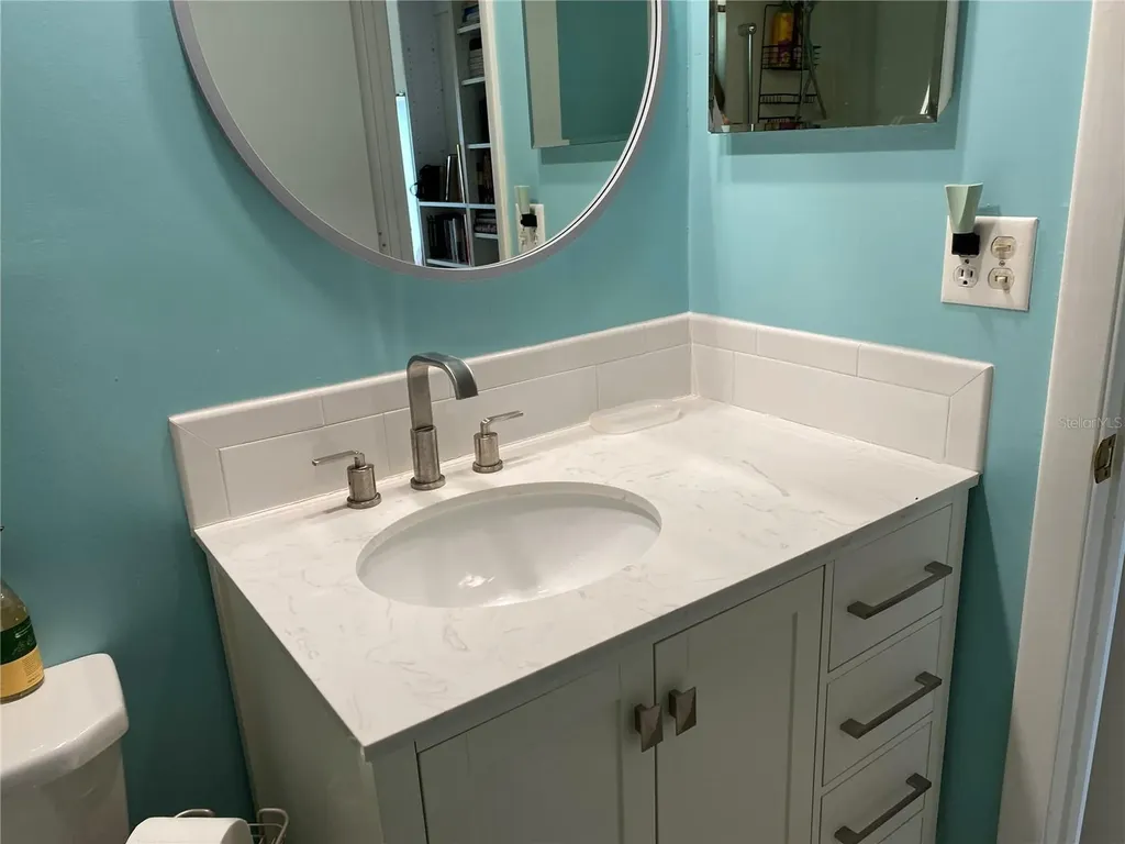 1511 Pelican Point Drive Sarasota FL 34231