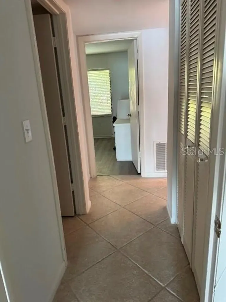 1511 Pelican Point Drive Sarasota FL 34231