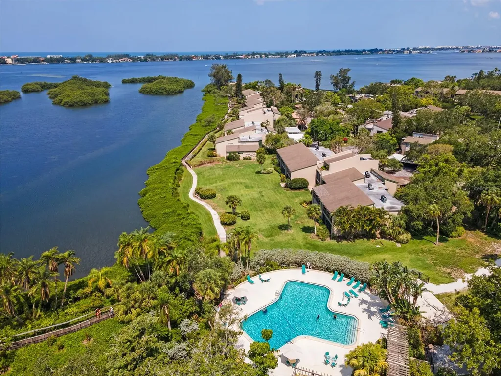 1511 Pelican Point Drive Sarasota FL 34231