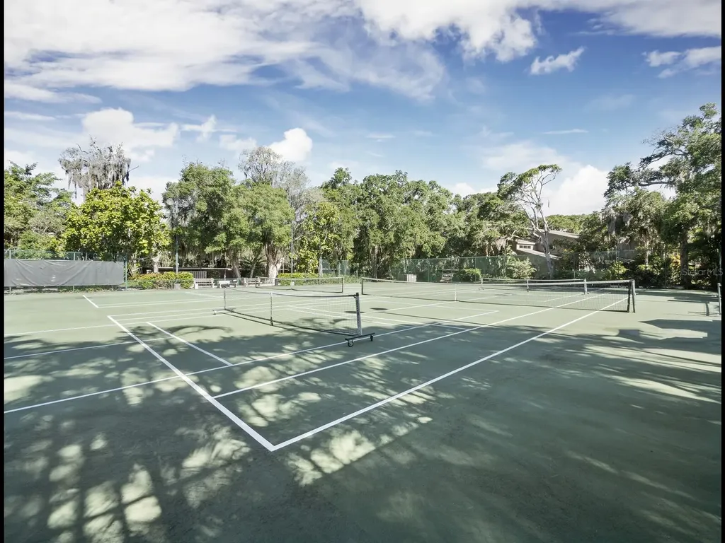 1511 Pelican Point Drive Sarasota FL 34231