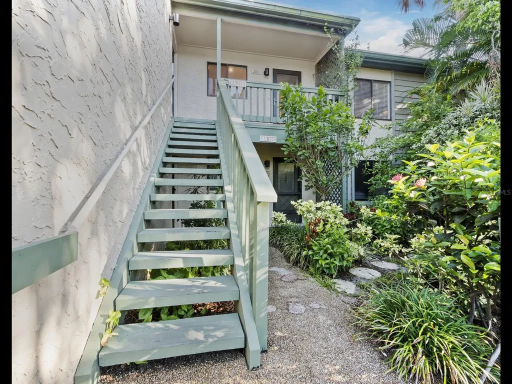 1511 Pelican Point Drive Sarasota FL 34231