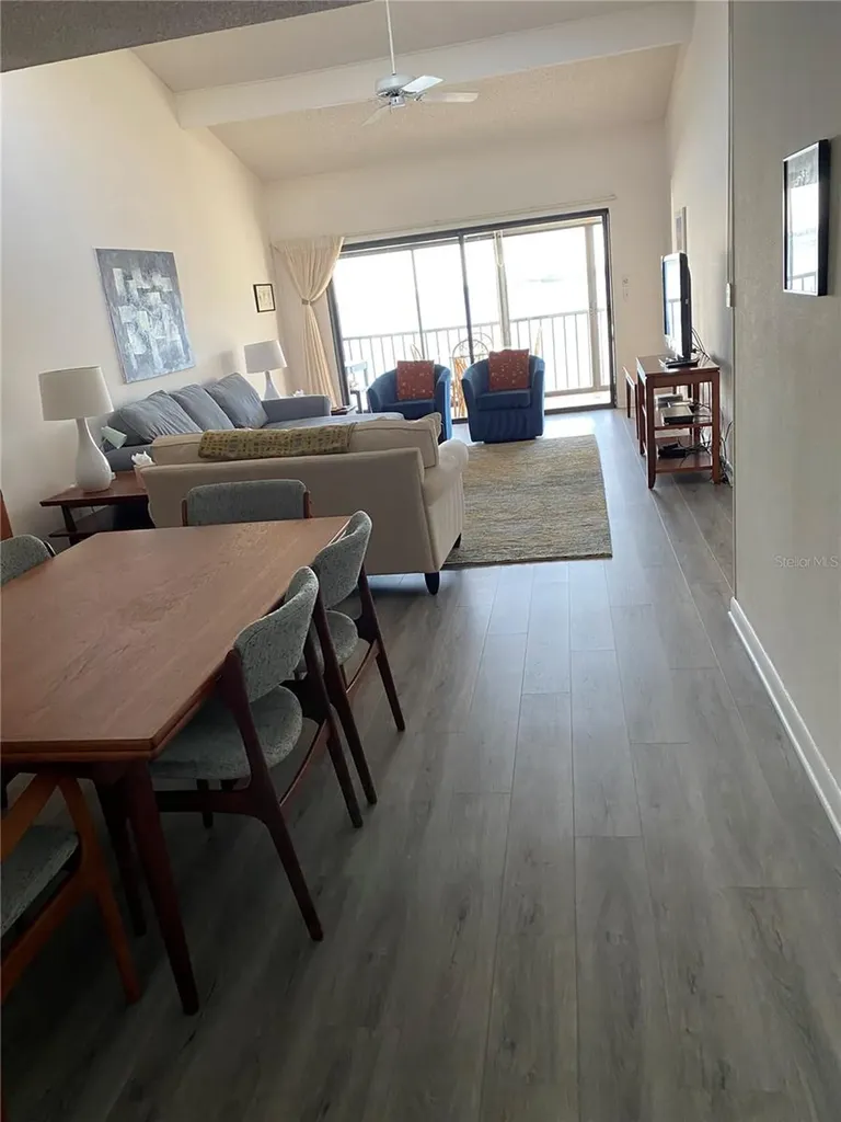 1511 Pelican Point Drive Sarasota FL 34231