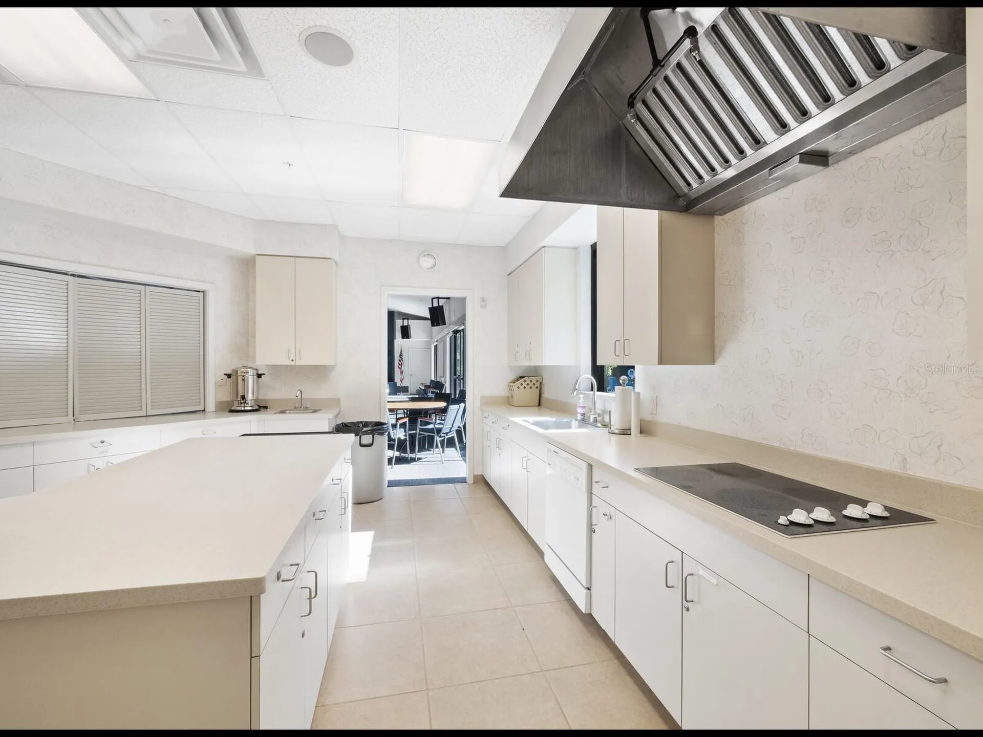 1511 Pelican Point Drive Sarasota FL 34231
