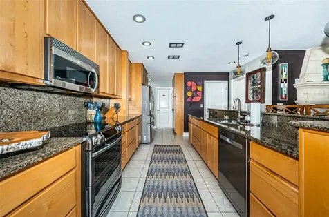 990 San Carlos Court NE St Petersburg FL 33702