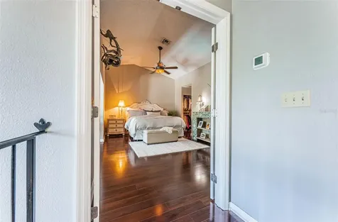 990 San Carlos Court NE St Petersburg FL 33702
