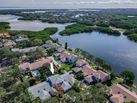 990 San Carlos Court NE St Petersburg FL 33702