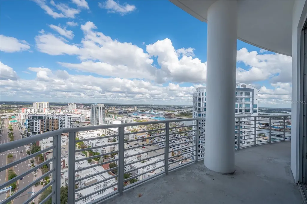 449 S 12th Street Tampa FL 33602