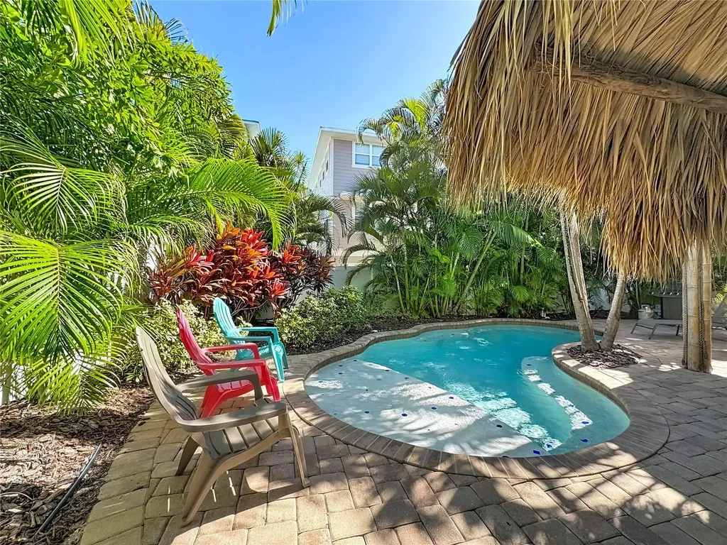 4805 2nd Avenue Holmes Beach FL 34217