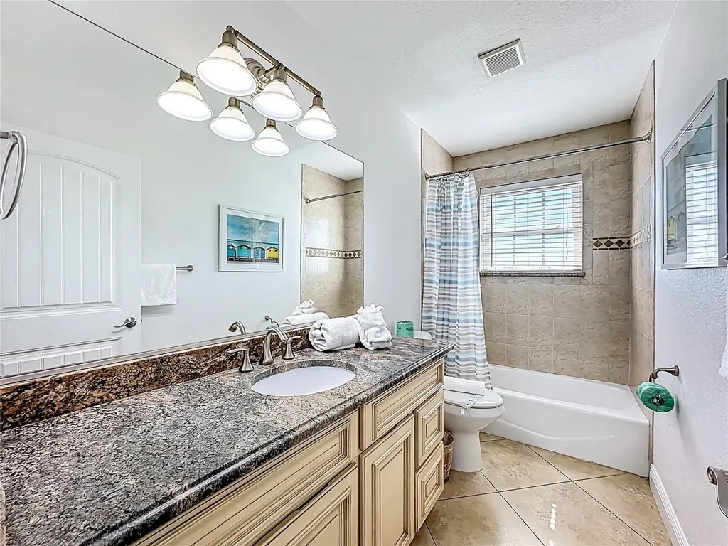 4805 2nd Avenue Holmes Beach FL 34217