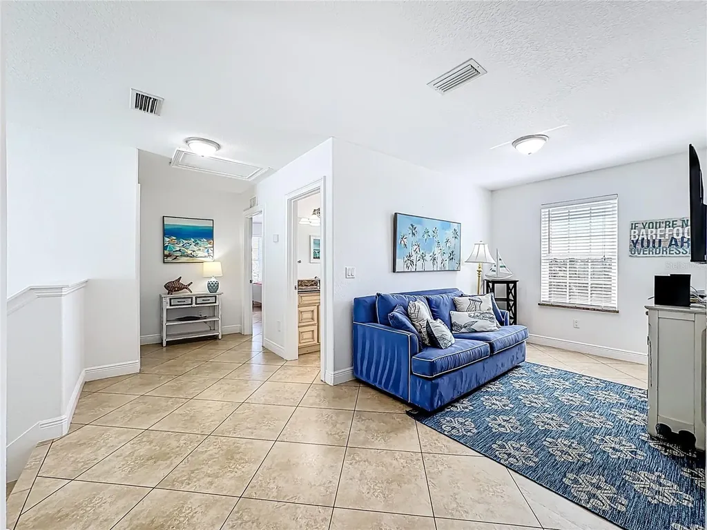 4805 2nd Avenue Holmes Beach FL 34217
