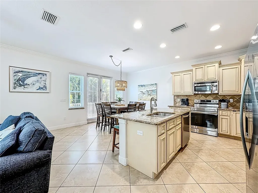 4805 2nd Avenue Holmes Beach FL 34217