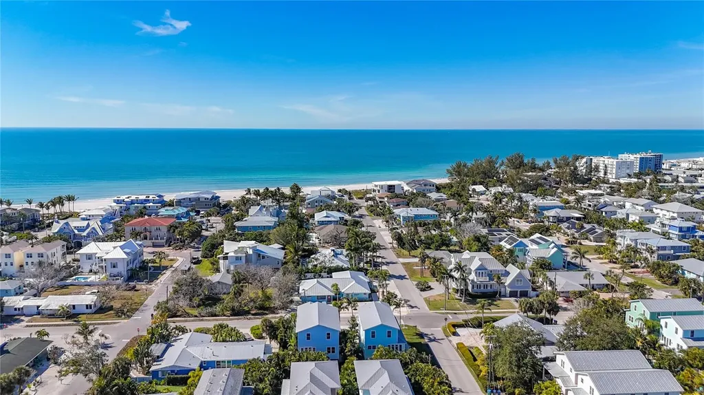 4805 2nd Avenue Holmes Beach FL 34217