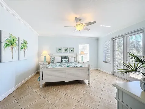 4805 2nd Avenue Holmes Beach FL 34217