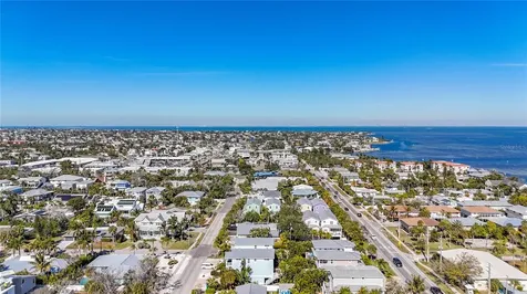 4805 2nd Avenue Holmes Beach FL 34217