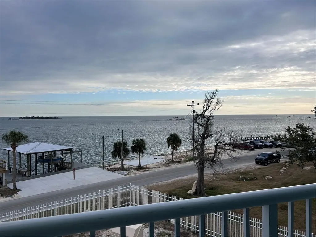 502 Main Street Horseshoe Beach FL 32648