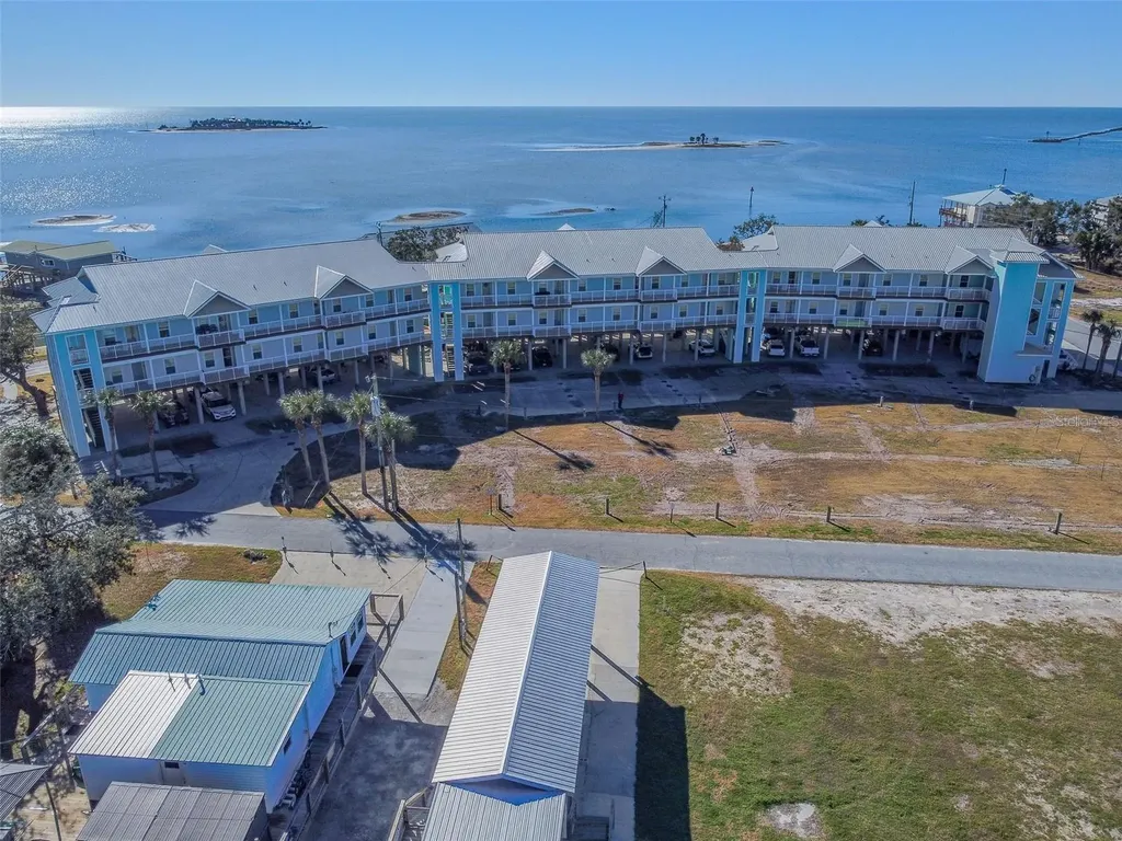 502 Main Street Horseshoe Beach FL 32648