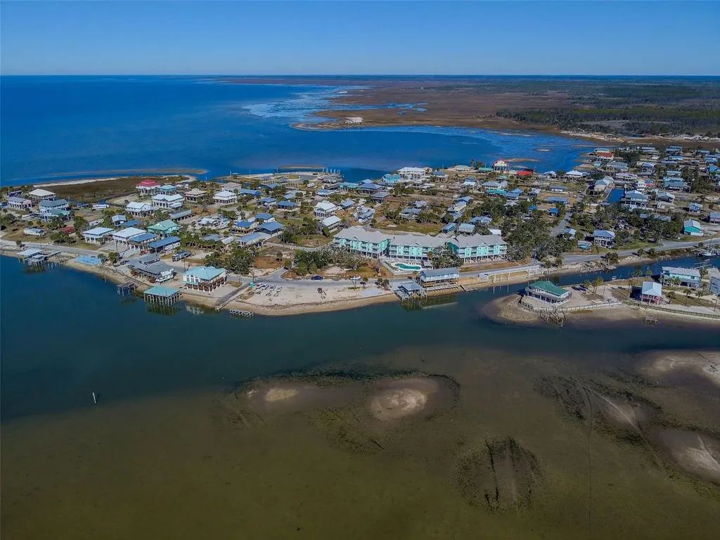 502 Main Street Horseshoe Beach FL 32648