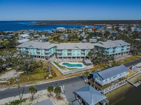 502 Main Street Horseshoe Beach FL 32648