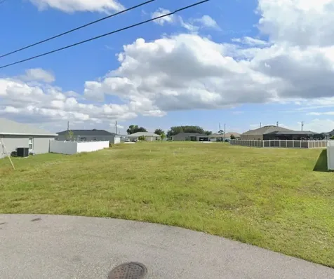 515 NE 6th Avenue Cape Coral FL 33909