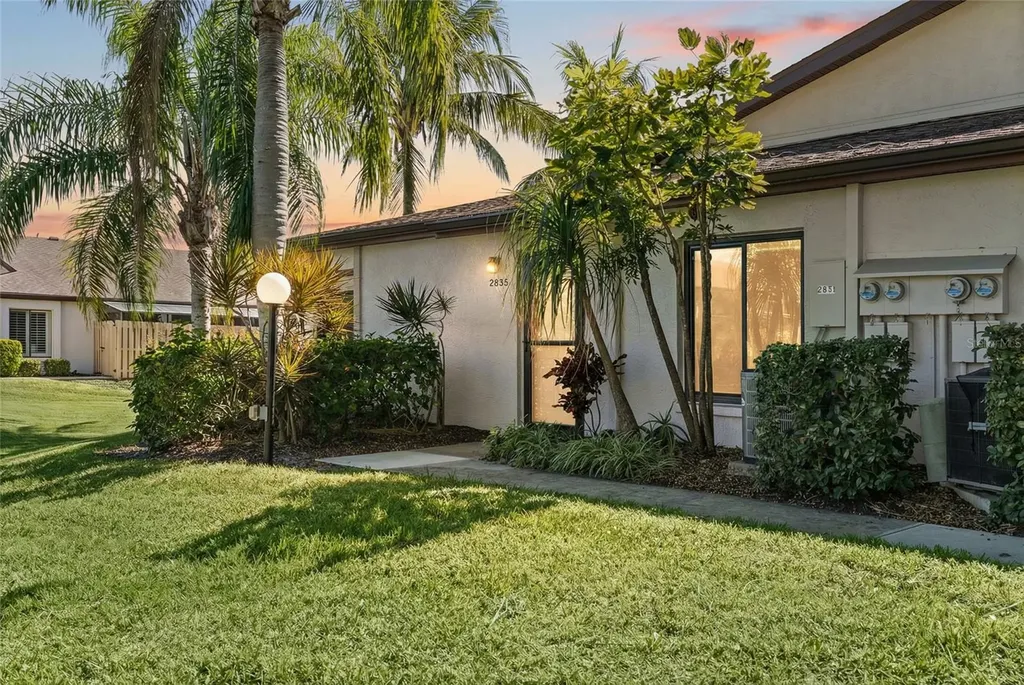 2835 74th Street W Bradenton FL 34209