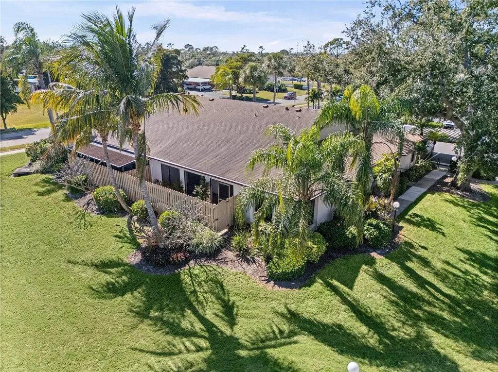 2835 74th Street W Bradenton FL 34209