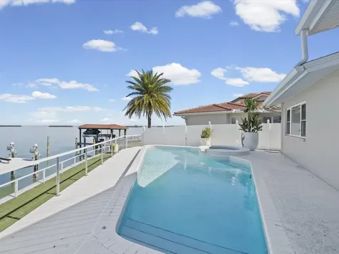 450 Palm Island NE Clearwater Beach FL 33767