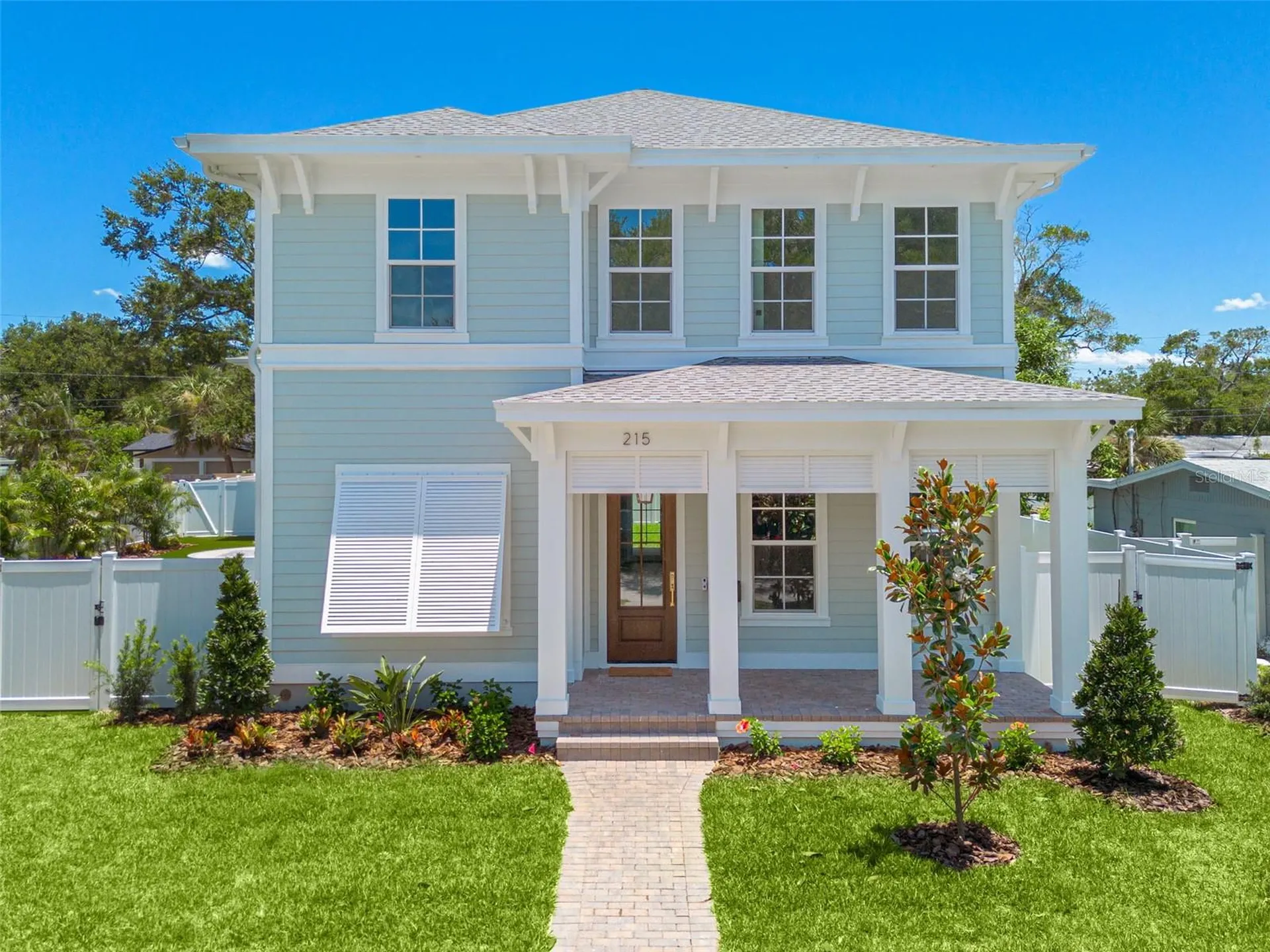 461 47th Avenue N St Petersburg FL 33703