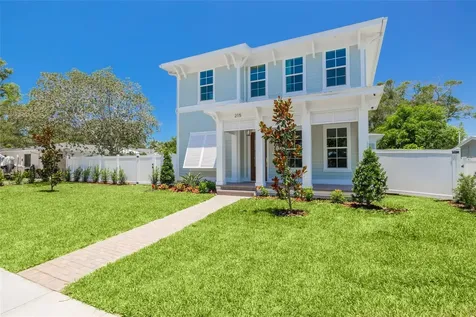 461 47th Avenue N St Petersburg FL 33703