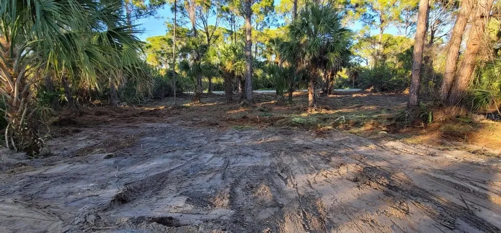 12395 Sunniland Avenue Port Charlotte FL 33981