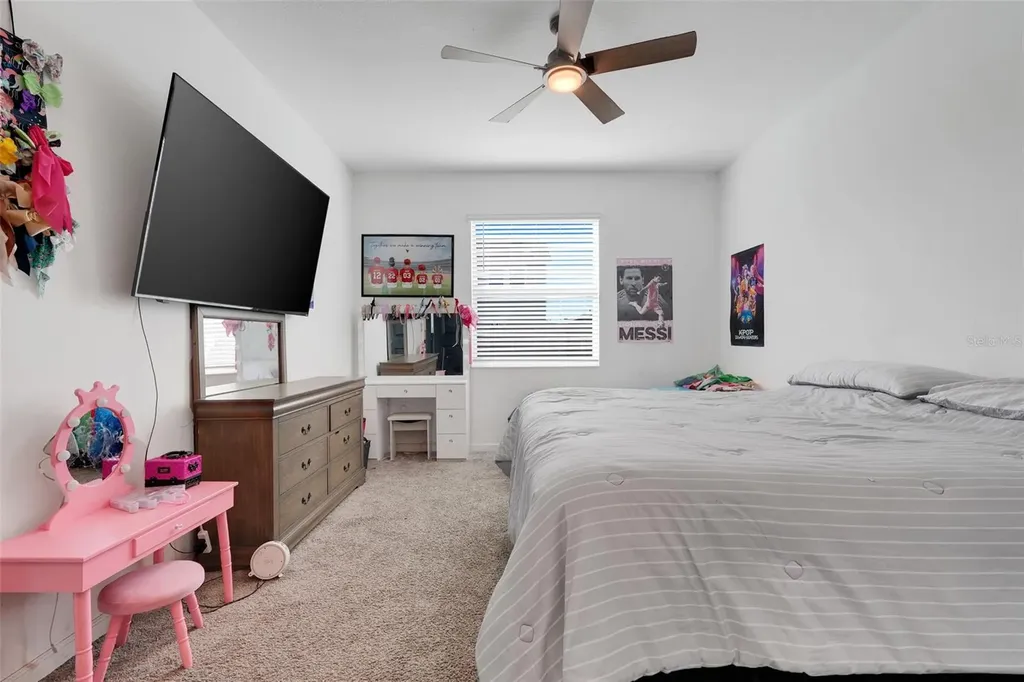 1052 Holden Way Eagle Lake FL 33839