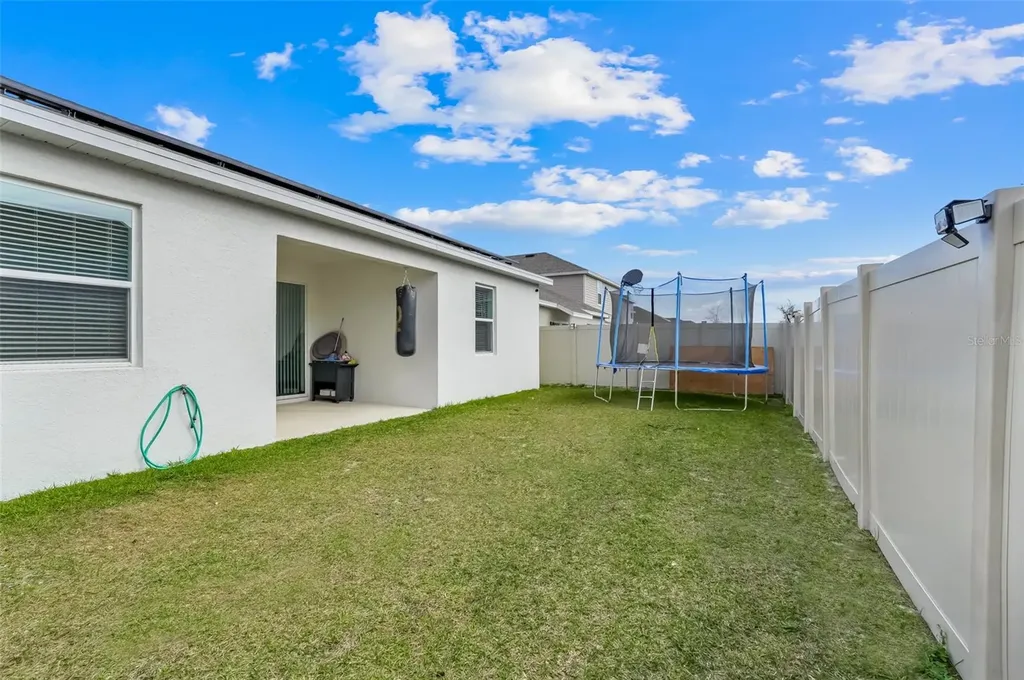 1052 Holden Way Eagle Lake FL 33839