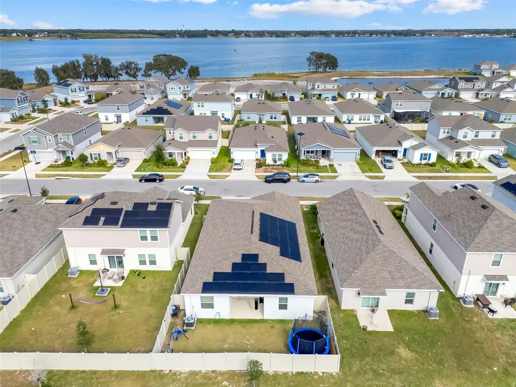 1052 Holden Way Eagle Lake FL 33839