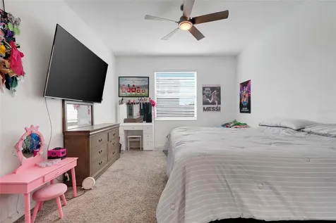 1052 Holden Way Eagle Lake FL 33839