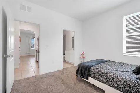 1052 Holden Way Eagle Lake FL 33839