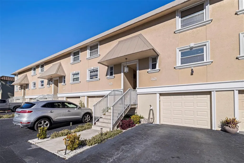 12592 N Capri Circle Treasure Island FL 33706