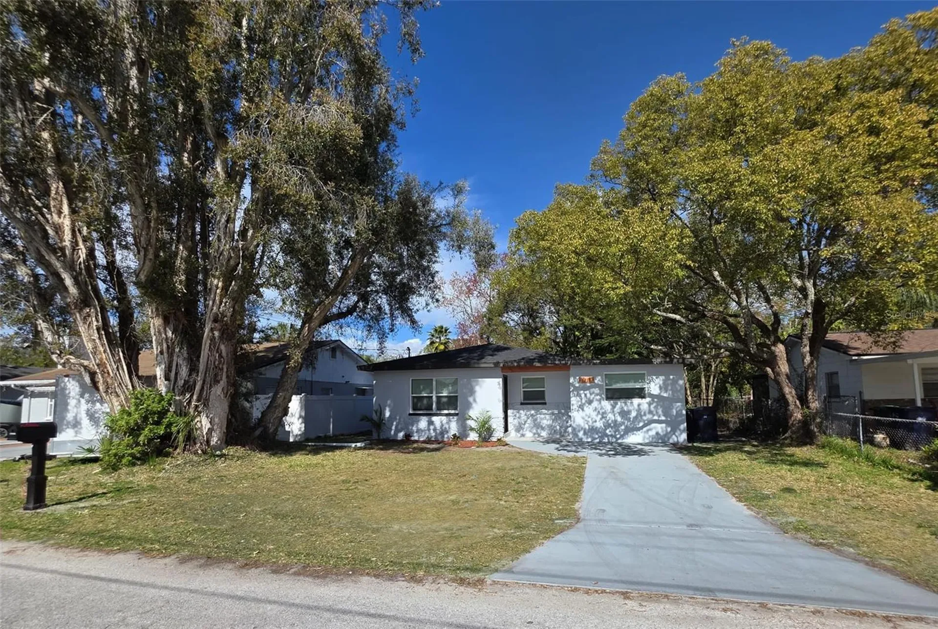 1715 W Atkinson Street Tampa FL 33604