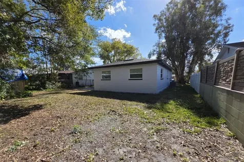 1715 W Atkinson Street Tampa FL 33604